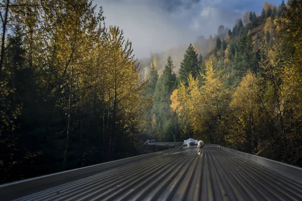 Tren seyahat sonbahar görünümü
