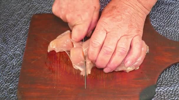 Резать Мясо Ножом Доске Фото Еды Кулинарный Рецепт Меню Блюд — стоковое видео