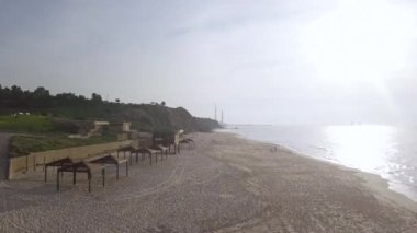 Altyapı sezon ile boş plaj