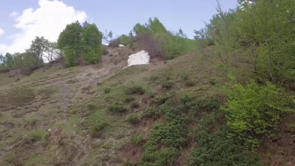 Nature de la rage de la montagne au sommet — Video