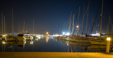 Burriana marinada uzun pozlama
