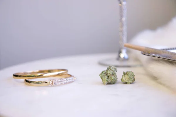 Marijuana Buds Joint Marble Vanity Luxury Cannabis — Stock Photo, Image