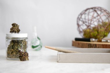 Ortak, tomurcukları, sallamak, cam boru - esrar dispanser ürünleri