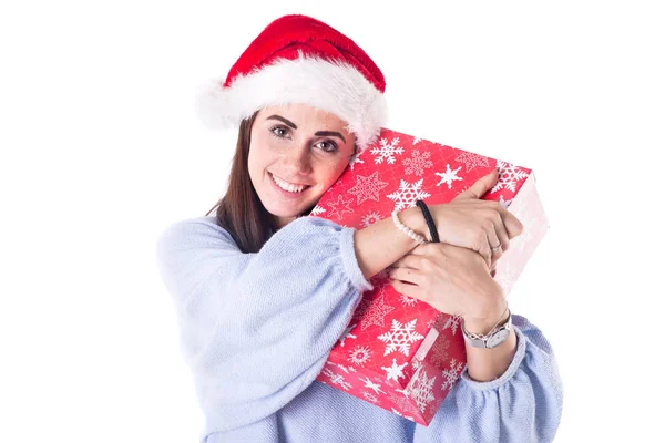 美丽的年轻女孩与圣诞礼物摆姿势 — 图库照片