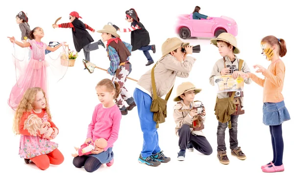 Grupo Niños Pequeños Jugando Aislados Blanco — Foto de Stock