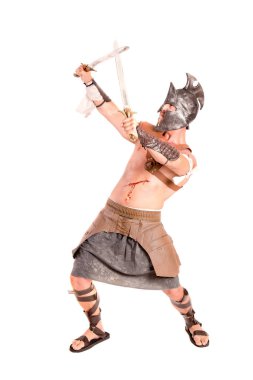 Beyaz arka planda izole güçlü gladyatör