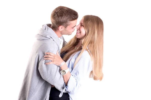 Teenager Paar Posiert Isoliert Weiß — Stockfoto