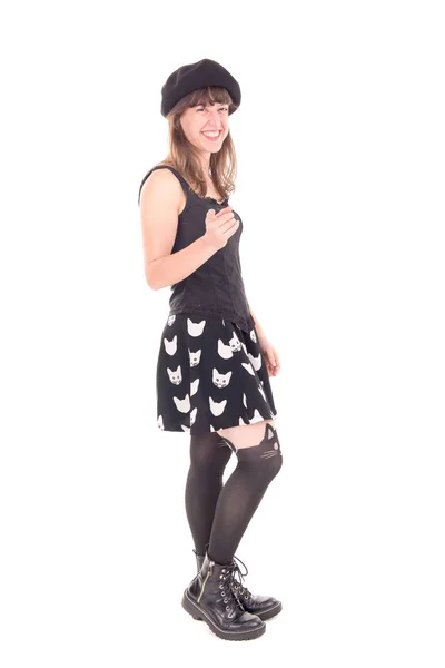 Junge Frau Schwarzer Baskenmütze Isoliert Auf Weißem Hintergrund — Stockfoto