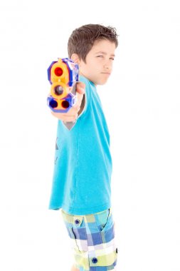 Beyaz arka plan üzerinde izole mutlu çocuk