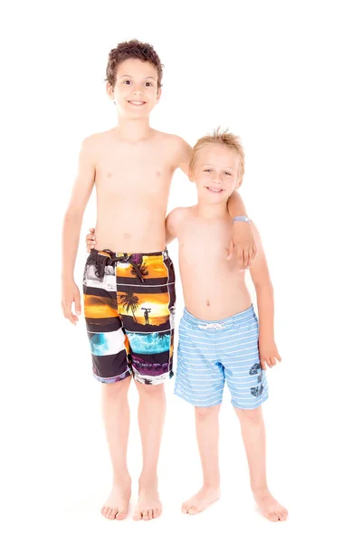 Meninos Roupas Praia Isolado Fundo Branco — Fotografia de Stock