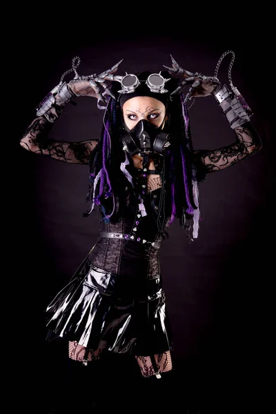 Goth Κορίτσι Στον Κυβερνοχώρο Απομονωμένο Σκοτεινό Φόντο — Φωτογραφία Αρχείου