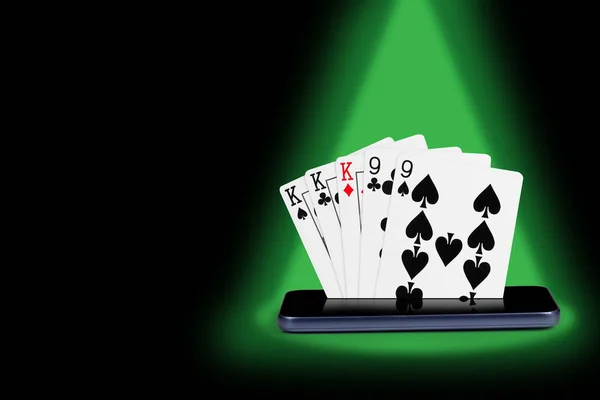 Smartphone Com Cartões Poker Jogo Cartas Full — Fotografia de Stock