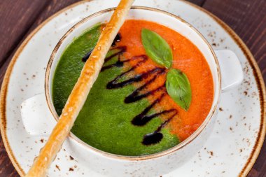 Pan-Asya Mutfağı, deniz ürünleri çorbası, tasarım kullanmak için