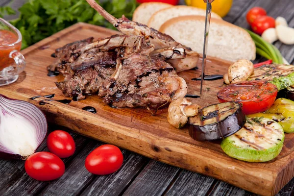 Saftige Und Appetitliche Steak Tamogawok Von Pferdefleisch Auf Dem Tisch — Stockfoto