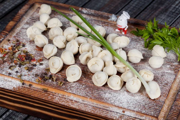 Real Delicioso Albóndigas Rusas Sobre Mesa Con Hierbas Frescas Especias —  Fotos de Stock