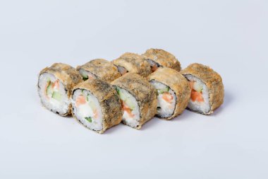  Japon Ulusal popüler mutfak. Suşi, pirinç ve balık. Lezzetli, güzel bir restoran, kafe, gıda özgün tasarım unsurları ile hizmet.