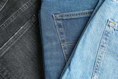 Arka plan, metin için yer olarak farklı renkteki kot