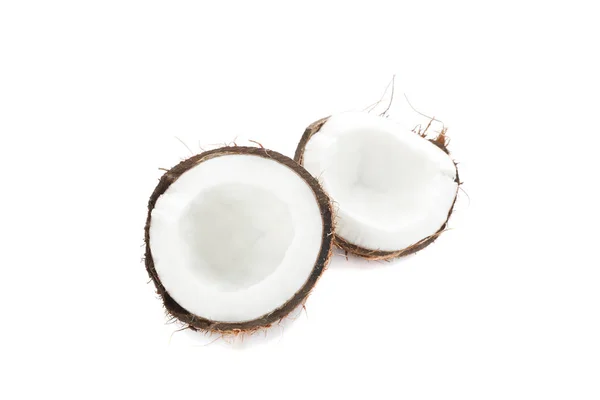 Noix de coco tropicale fendue isolée sur fond blanc — Photo