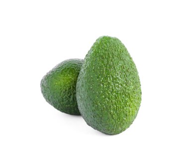 Olgun avokado beyaz arka plan üzerinde izole. Sağlıklı gıda