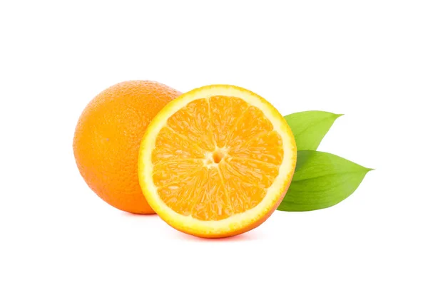 Ripe oranges with leaves isolated on white background. Citrus fo — Stock Photo, Image