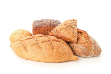Beyaz arka planda izole edilen bir sürü fırın ürünleri