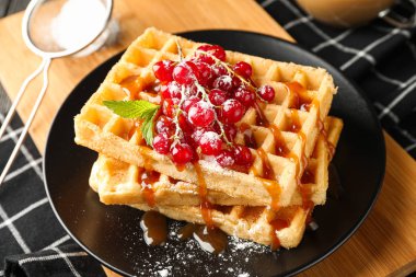 Tatlı waffle ile güzel kompozisyon, closeup