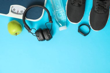 Düz yatıyordu kompozisyon kaybı ile renk arka plan müziği üzerinde tartım aksesuarları