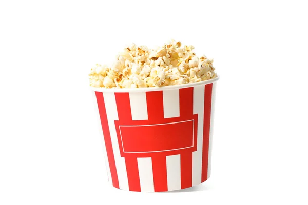 Gestreifter Eimer mit Popcorn isoliert auf weißem Hintergrund — Stockfoto