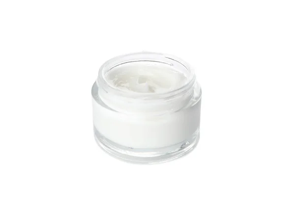Crema cosmética en tarro de vidrio aislado sobre fondo blanco — Foto de Stock