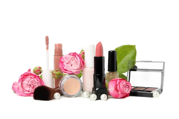 Diferentes Cosméticos Maquillaje Aislados Sobre Fondo Blanco Accesorios Femeninos — Foto de Stock