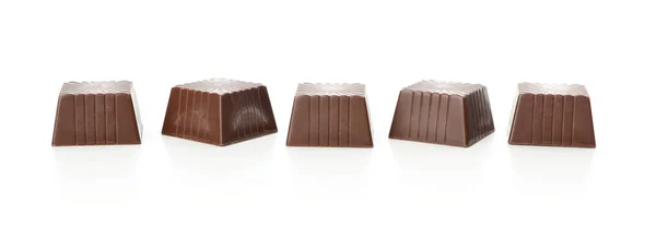 Вкусные Шоколадные Конфеты Белом Фоне — стоковое фото