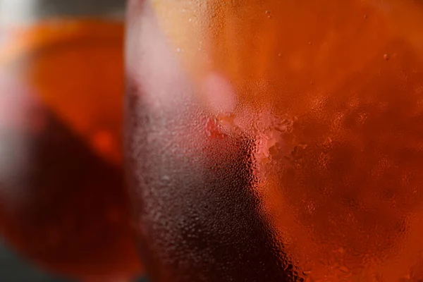 Verre Mouillé Avec Cocktail Spritz Aperol Gros Plan — Photo