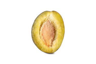 Mavi eriğin yarısı beyaz arkaplanda izole.