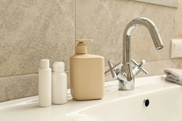 Sink Personal Hygiene Accessories Bathroom — Stock Photo, Image