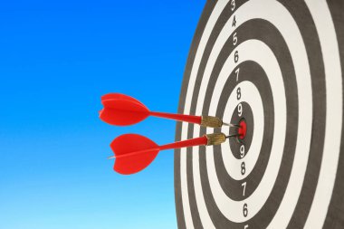 Kırmızı oklar hedef tahtasını keskin bir hassasiyetle vuruyor.