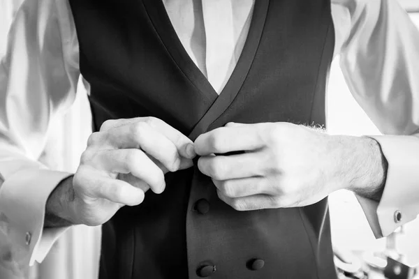 Novio Elegante Traje Negro — Foto de Stock