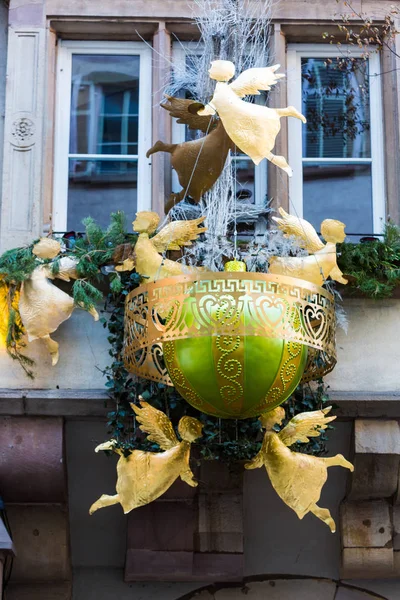 Színes Dekorációk Karácsonyi Piacon Strasbourg Franciaország — Stock Fotó