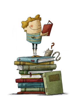 Bir kitap yığını üzerinde bir çocuk bir kedi onu izlerken kitap okuyor. izole