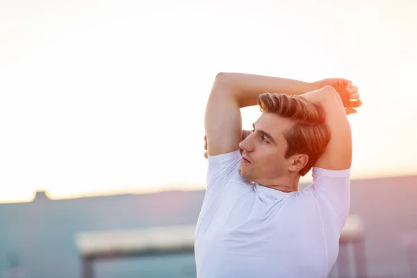 Young Man Exercising Outdoors — Stock Photo, Image