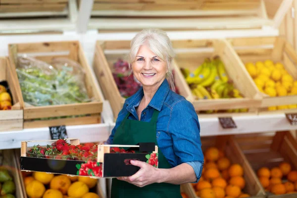 Shop Assistant Holding Box Fresh Strawberries Organic Produce Shop — Stock Photo, Image