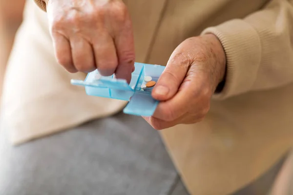 Senior Woman Take Her Medication — Stock Photo, Image