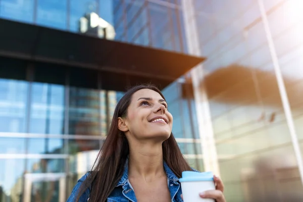 Retrato Mujer Joven Área Urbana — Foto de Stock