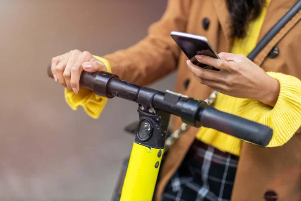 Activating Electric Scooter Smart Phone — Stock Photo, Image