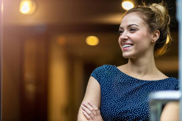 Portrait Confident Young Businesswoman Standing Office — Stock Photo, Image