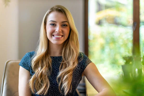 Portrait Relaxed Young Businesswoman Sitting Office — Stock Photo, Image