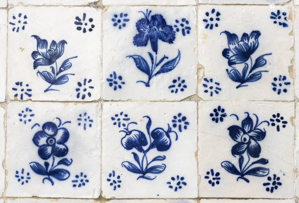 Azulejos portugueses encontrados en la ciudad de Obidos — Foto de Stock