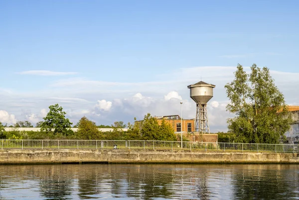 Willebroek, Belgium - May 27, 2019: Water tower on the old De Naeyer factory site in Willebroek — стоковое фото