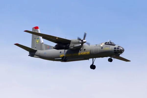 Borispol Oekraïne Juni 2019 Antonov Oekraïense Strijdkrachten Vliegtuig Blauwe Hemel — Stockfoto