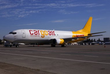 Borispol, Ukrayna - 10 Eylül 2019: Lz-Cgt Cargo Air Boeing 737-400f uçağı Borispol Uluslararası Havaalanı'nın park alanında