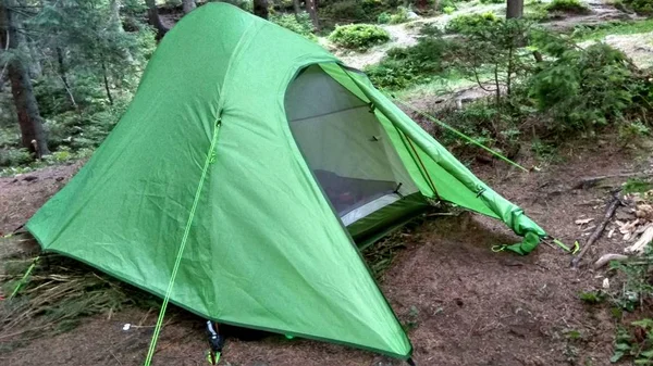 Camping Bergen Tält Och Ryggsäck Frukost — Stockfoto